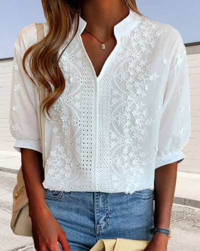 Élyne™ – Bluse mit V-Ausschnitt und Puffärmeln aus Spitze